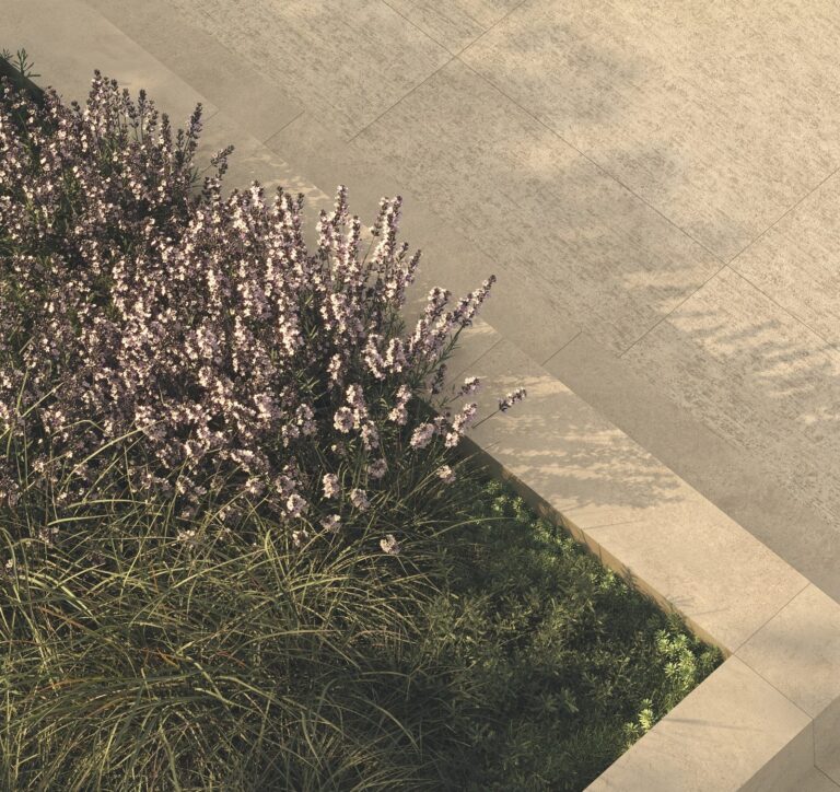 Terras met Boost Hux Dune Rugged buitentegels